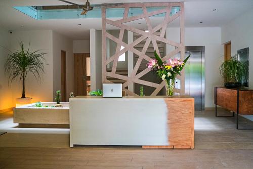 Фотография гостиницы Opal Suites Apartments