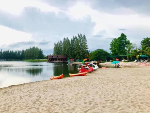 Фотография гостиницы Tara Beach Resort Udonthani