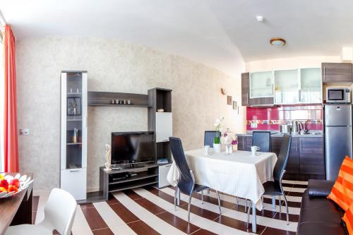 Фотографии апарт отеля
Optimist Tenerife