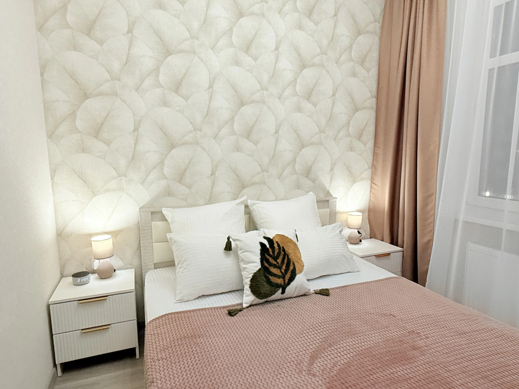 Фотография квартиры Квартира Евротрешка Листья Жк Бизнес Класса с Алисой