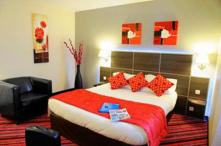 Фотография гостиницы The Originals Boutique, Actuel Hôtel, Saint-Etienne Aéroport (Qualys-Hotel)
