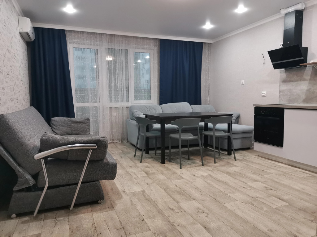 Фотография квартиры Квартира ОренРент для Большой Семьи