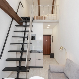 Фотография квартиры Апартаменты Сутки-Дом - Лестница 5