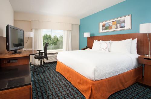 Фотография гостиницы Fairfield Inn Charlotte Gastonia