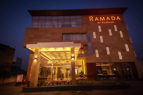 Фотография гостиницы Ramada by Wyndham Aligarh GT Road