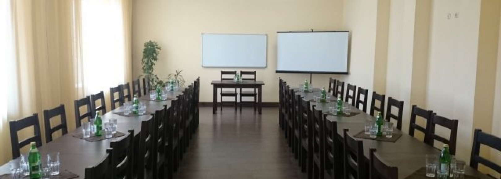 Фотография конференц-зала Солнечная