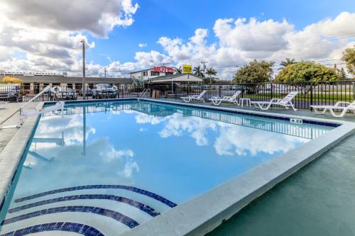 Фотография мотеля Budget Host Inn Florida City