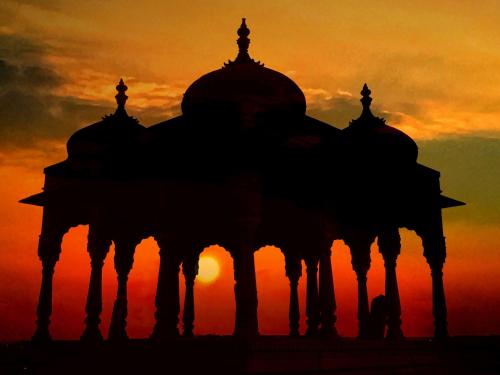 Фотографии гостиницы
Hotel Sallu Safari