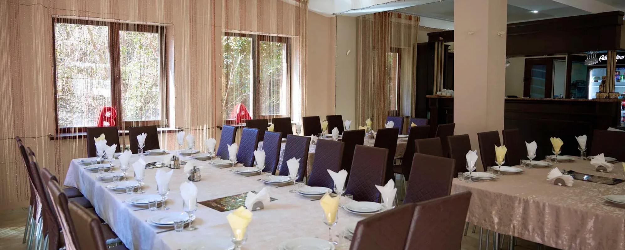 Фотографии банкетного зала Зал кафе Сим Сим