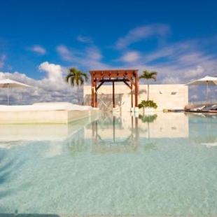 Фотография гостиницы The Palm at Playa