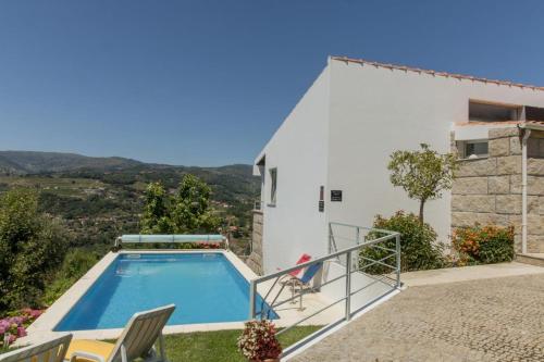 Фотография гостевого дома DA'HOME - QUINTA DOS MONTEIROS - 3 quartos com piscina