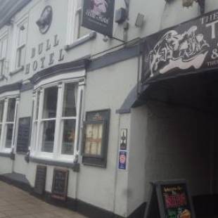 Фотографии гостиницы
The Bull Hotel