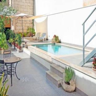 Фотографии гостевого дома
Townhouse Peret