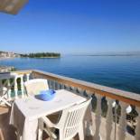 Фотография гостевого дома Apartments by the sea Preko, Ugljan - 8384