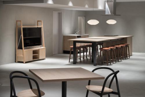 Фотография гостиницы RAKURO Kyoto by THE SHARE HOTELS