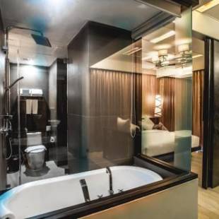 Фотографии гостиницы 
            De Chai Oriental Nimman - SHA Plus