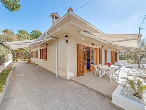 Фотография гостевого дома Villa Manresa