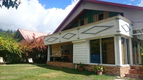 Фотография гостевого дома Cascades de la mare à poule d'eau