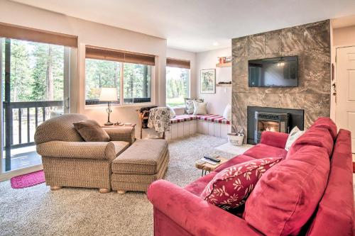 Фотографии гостевого дома
Mammoth Lakes Condo with Pool and Spa Access Near Slopes!