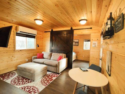 Фотография гостевого дома The Base Camp