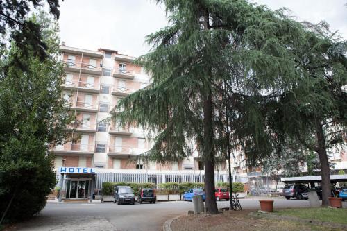 Фотография гостиницы AUTO PARK HOTEL con Ristorante interno e grande parcheggio gratuito