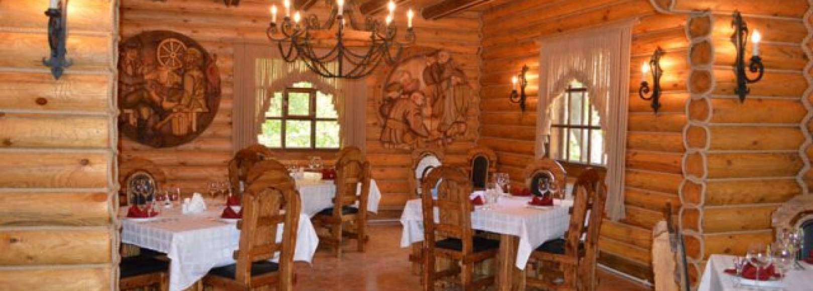 Фотография банкетного зала Кленовая роща