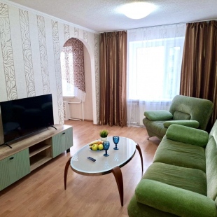 Фотография квартиры Апартаменты трехкомнатные в центре МирныйДом