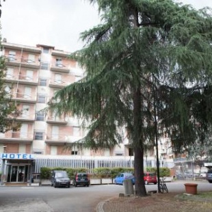 Фотография гостиницы AUTO PARK HOTEL con Ristorante interno e grande parcheggio gratuito