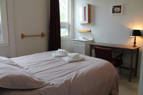 Фотография мини отеля Auberge La Petite École de Forillon