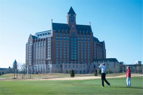 Фотография гостиницы Crowne Plaza Tianjin Jinnan, an IHG Hotel