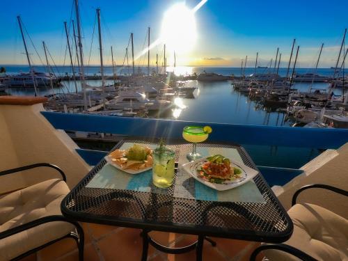 Фотография гостиницы The Marine Waterfront Hotel