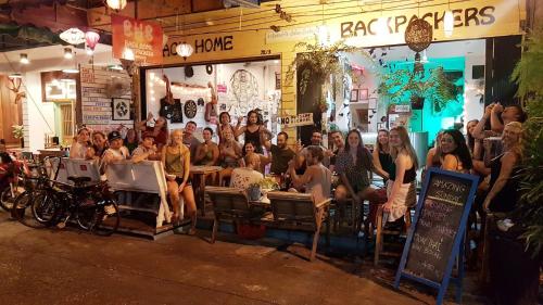 Фотография хостела Back Home Backpackers