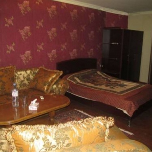 Фотография гостиницы 2x2 Cinema-Bar Hotel & Tours