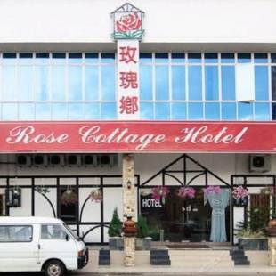 Фотографии гостиницы 
            Rose Cottage Hotel Taman Impian Senai