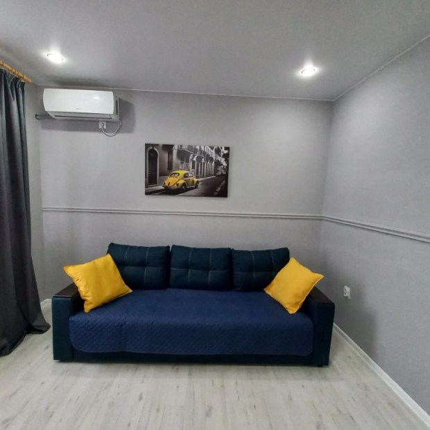 Фотографии квартиры 
            Квартира Просторная 2-к с красивым видом из окна