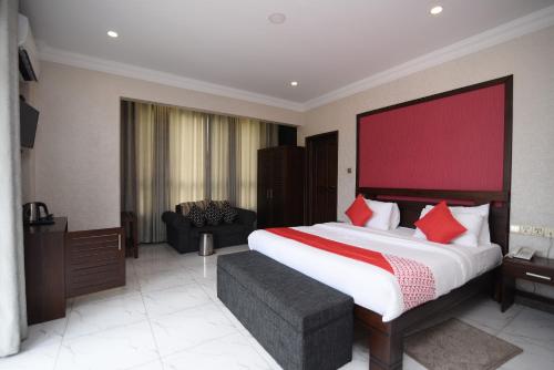 Фотография гостиницы Galaxy City Hotel