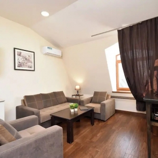 Фотография квартиры Comfort apartment on Kajaznuni street