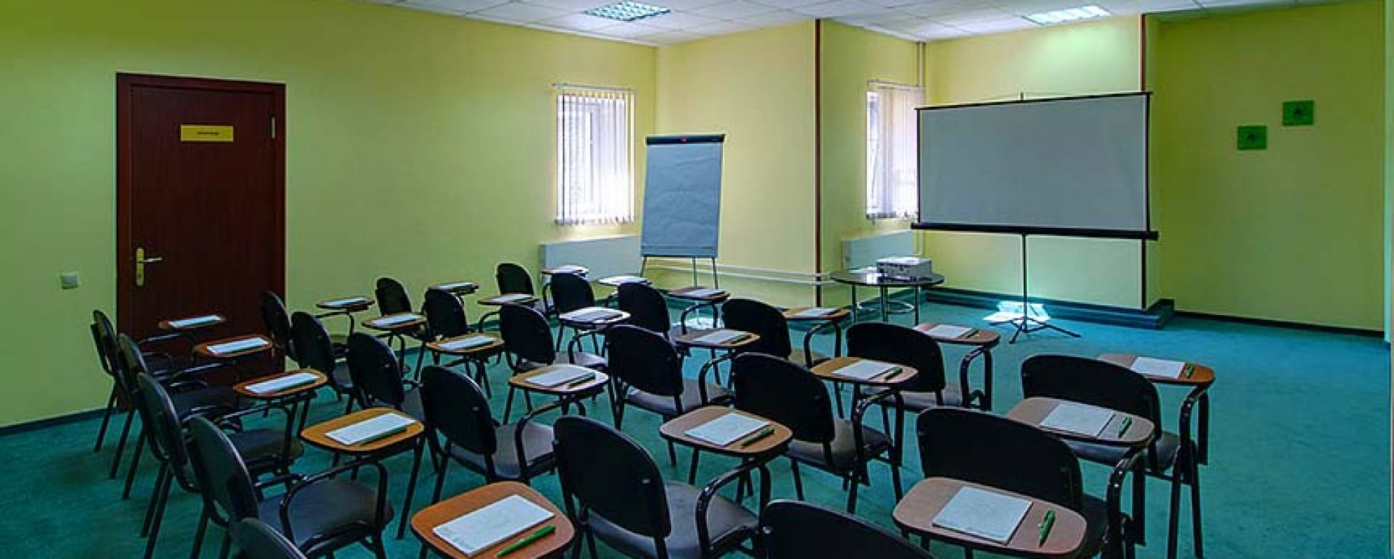 Фотографии конференц-зала Бриф зал