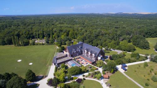 Фотография гостиницы Domaine de la Foret d’Orient – Natur’Hotel Golf & Spa