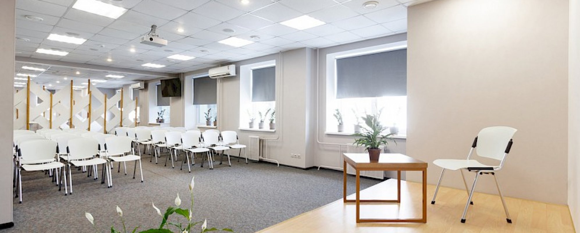 Фотографии конференц-зала Кубик Рубика