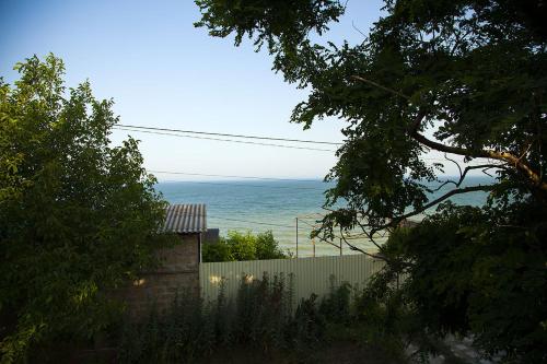 Фотографии мини отеля
Номера в деревянных домиках