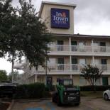 Фотография мотеля InTown Suites Extended Stay Houston TX-Hobby Airport