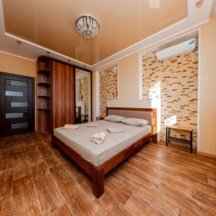 Фотография квартиры Квартира у Пляжа Парк Победы на 4 Гостей с Видом на Море