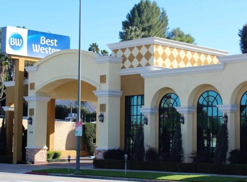 Фотография гостиницы Best Western Woodland Hills