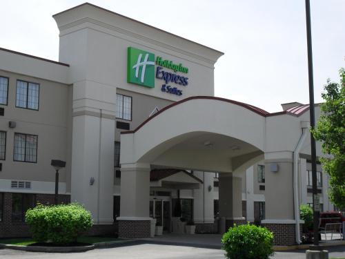 Фотография гостиницы Holiday Inn Express Hotel & Suites Grove City, an IHG Hotel