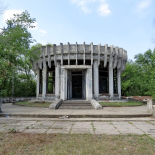 Фотография памятника архитектуры Заброшенный бювет Атлантида