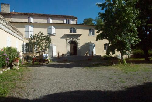 Фотография мини отеля Le Clos des Cèdres b&b