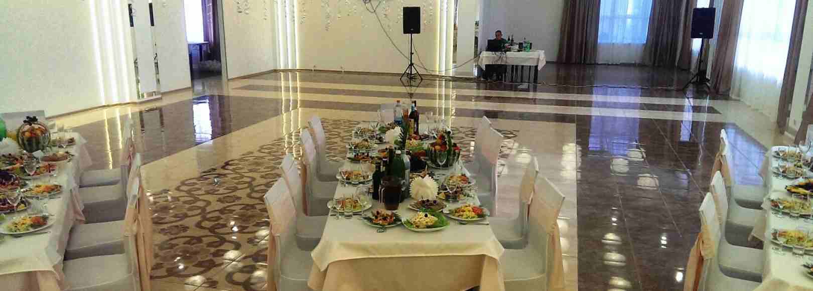 Фотография банкетного зала Акрополь