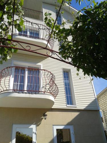 Фотографии гостевого дома
Центр