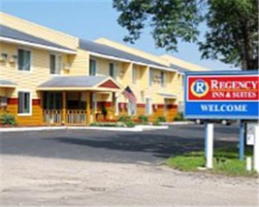 Фотография гостиницы Regency Inn & Suites Faribault